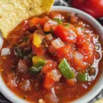 Selbstgemachte scharfe Tomaten Salsa