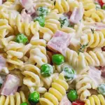 klassischer Nudelsalat mit Mayo